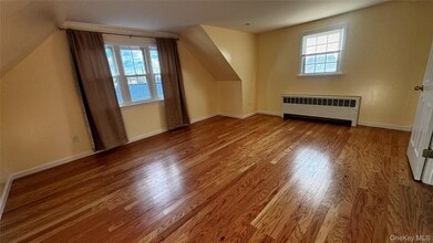Building Photo - 141 Wantagh Ave