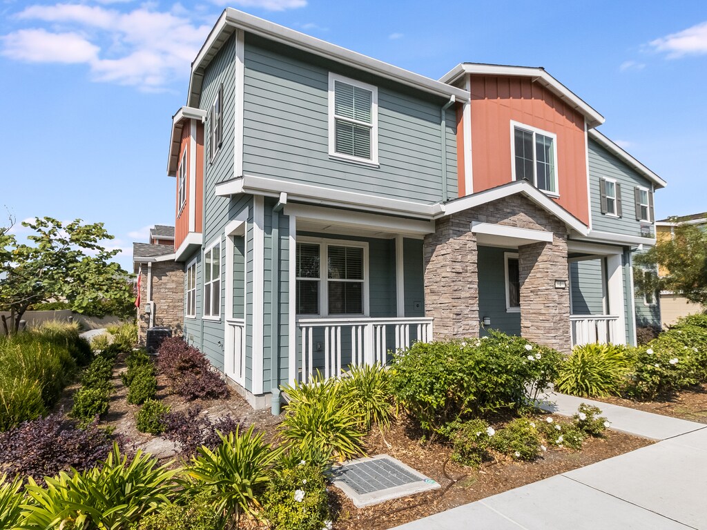 Foto principal - 1233 Bockman Rd