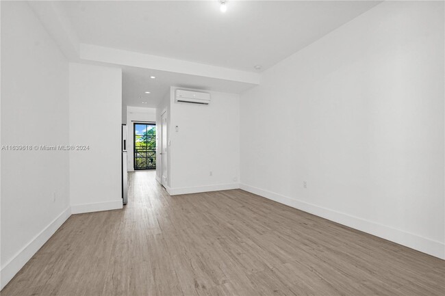 Foto del edificio - 4100 SW 64th Ave