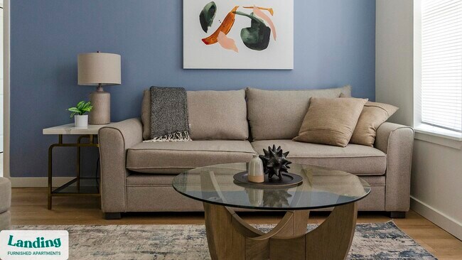 Foto del edificio - 650 N Main St