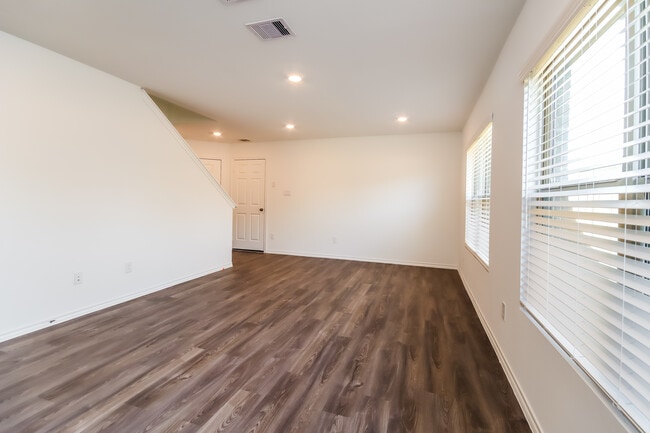 Building Photo - 32722 Orchard Haze Dr, Brookshire, TX