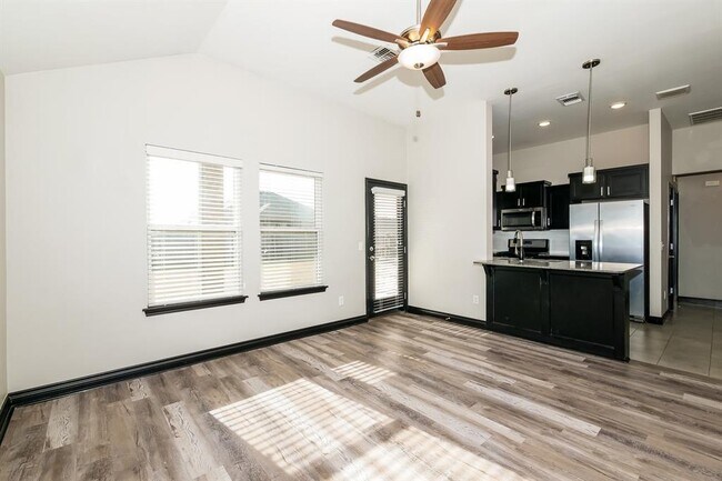 Foto del edificio - 10512 NW 35th St