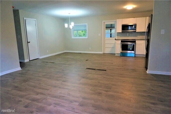 Building Photo - 2 br, 1 bath House - 2228 Misty Lane Se