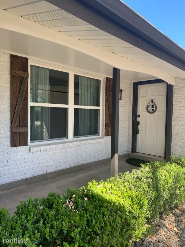 Primary Photo - 3 br, 2 bath House - 11027 Audine