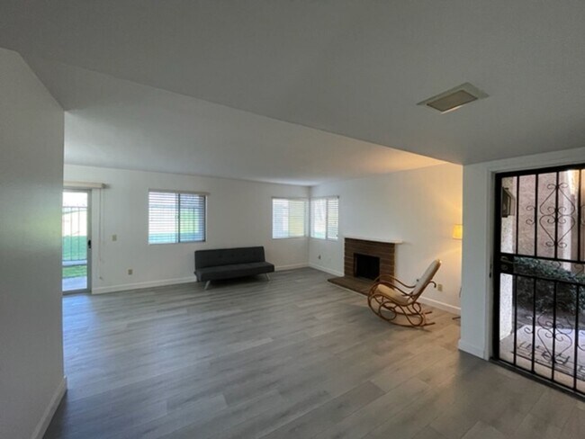 Foto del edificio - SAN BERNARDINO NEXT TO GOLF COURSE 3+2 CONDO Private and Quiet Building!!!