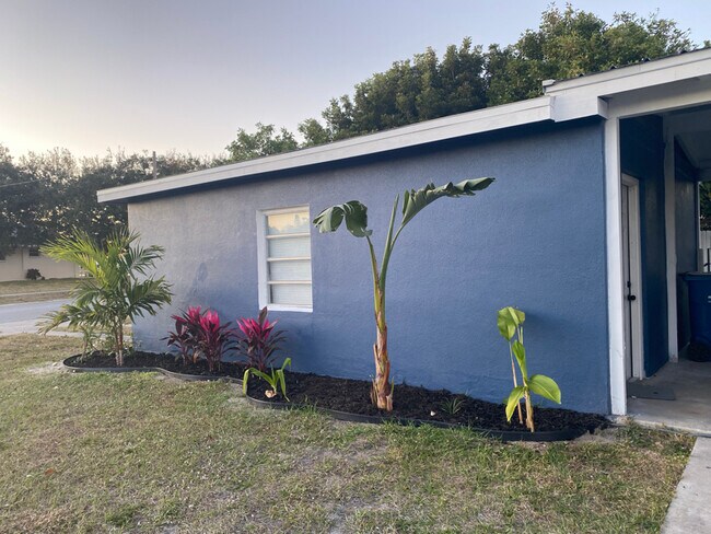 Foto del edificio - 2901 Garden Terrace NE