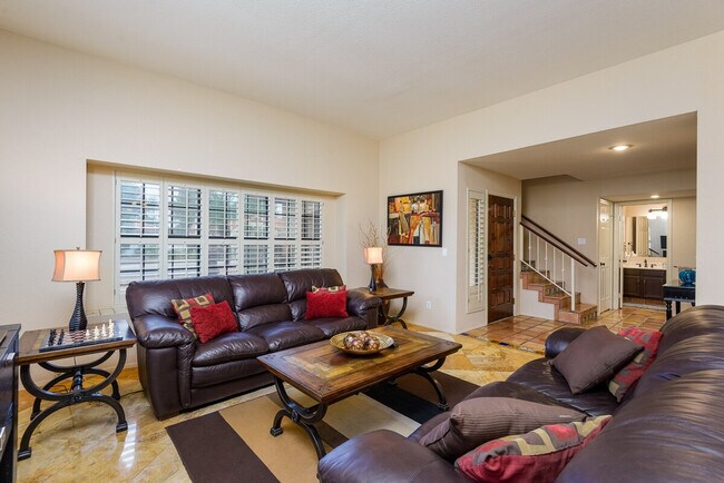 Foto del edificio - 16025 N 58th Pl