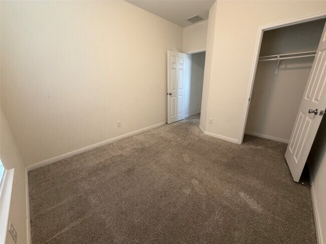 Foto del edificio - 4802 Greenfield Springs Ln