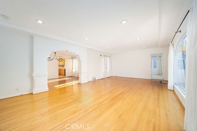 Building Photo - 8 S 36th Pl