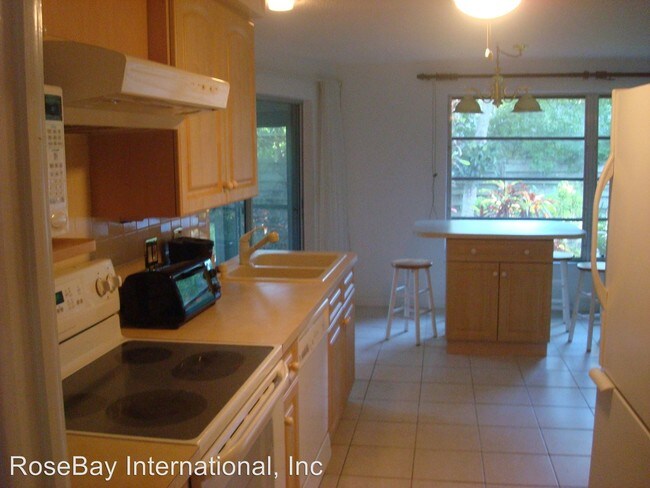 Building Photo - 717 Treasure Boat Way