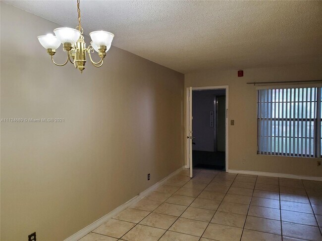 Foto del edificio - 3061 NW 47th Terrace