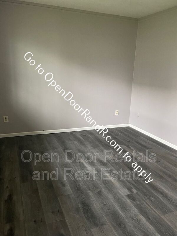 411 E Quincy St Unit Apt 101, Garrett, IN 46738 Condo for Rent in