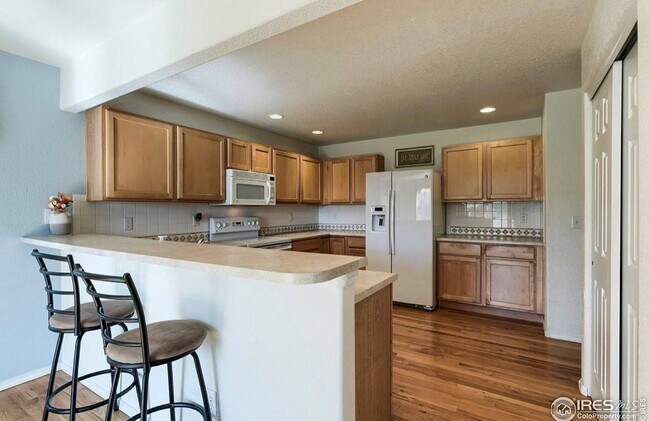 Kitchen view from Dining Rm - 1227 Vinson St