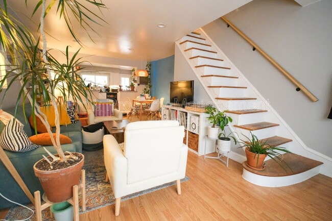 Foto del edificio - 928 Hoffman St