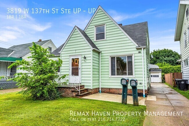 Foto del edificio - 3819 W 137th St