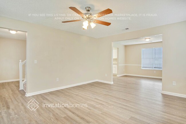 Building Photo - 7330 Cherry Laurel Dr