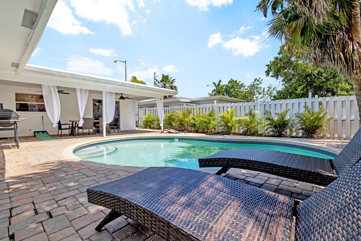 Photo - 3001 NW 9th Ave (Wilton Manors, FL)
