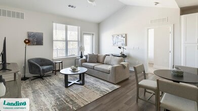 Building Photo - 556 Martin Rd SW