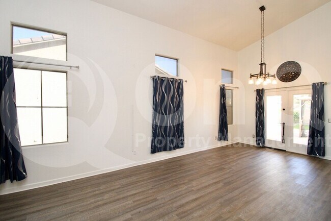 Building Photo - 12175 W Chase Ln