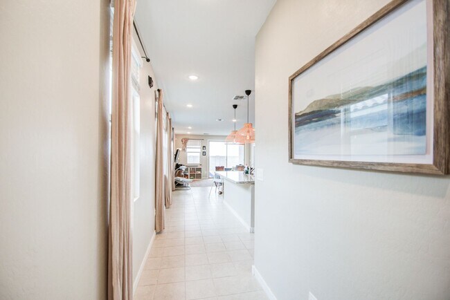 Foto del edificio - Lovely Single Family 4 bedroom for rent!