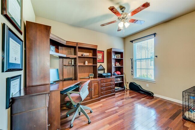 Building Photo - 3425 Courtney Dr