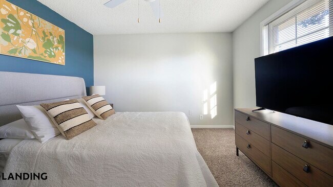 Foto del edificio - 231 New Shackle Island Rd