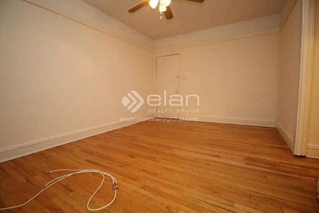 Building Photo - 517 W Brompton Ave