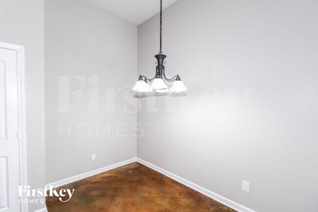 Building Photo - 6732 Stone Garden Dr