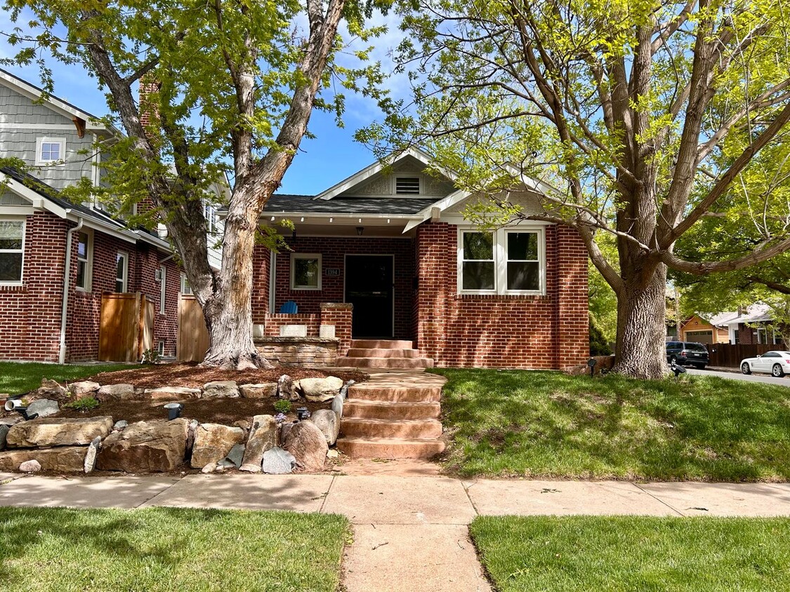 Primary Photo - $0 DEPOSIT OPTION. 3BED/2BATH CHARMING HOM...