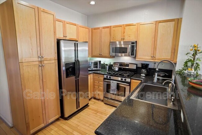 Foto del edificio - 17977 Lost Canyon Rd