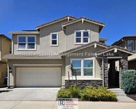 Building Photo - 373 Chan Ct