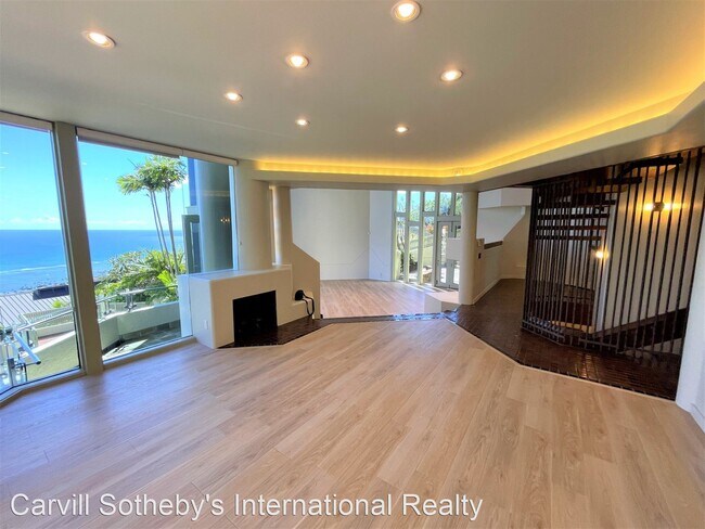 Building Photo - 6 br, 5 bath House - 1797 Laukahi Street