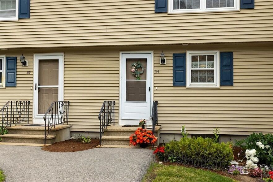 Primary Photo - 56 Durham Rd