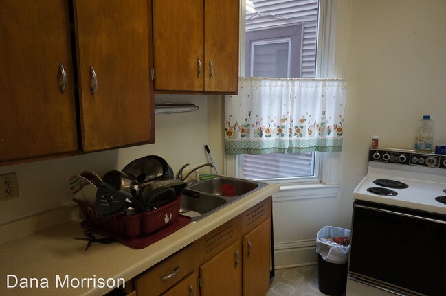 Foto del edificio - 810-812 E 3rd St