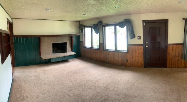 Building Photo - 1506 Columbine St