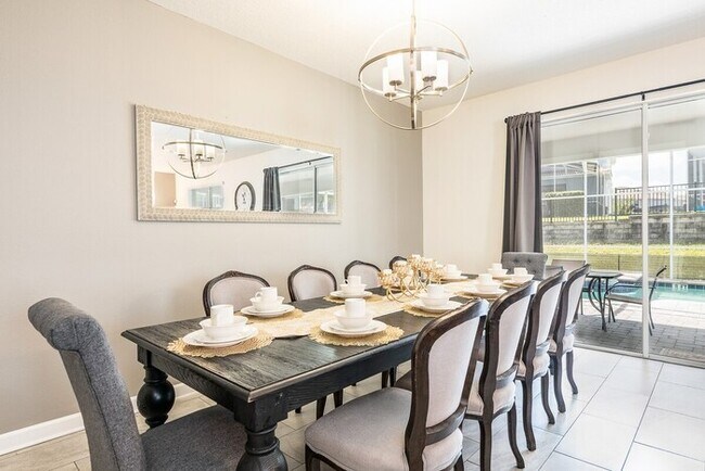 Building Photo - 9030SD  Dazzing 9BR/ Pool/Spa/ Free Waterp...