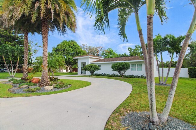 Foto del edificio - 6991 SW 59th St