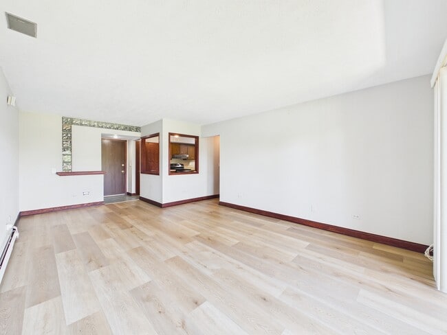 Building Photo - 2222 S Goebbert Rd