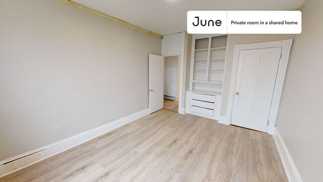 Building Photo - Room in Shared 4 bed/1 bath home in Allston
