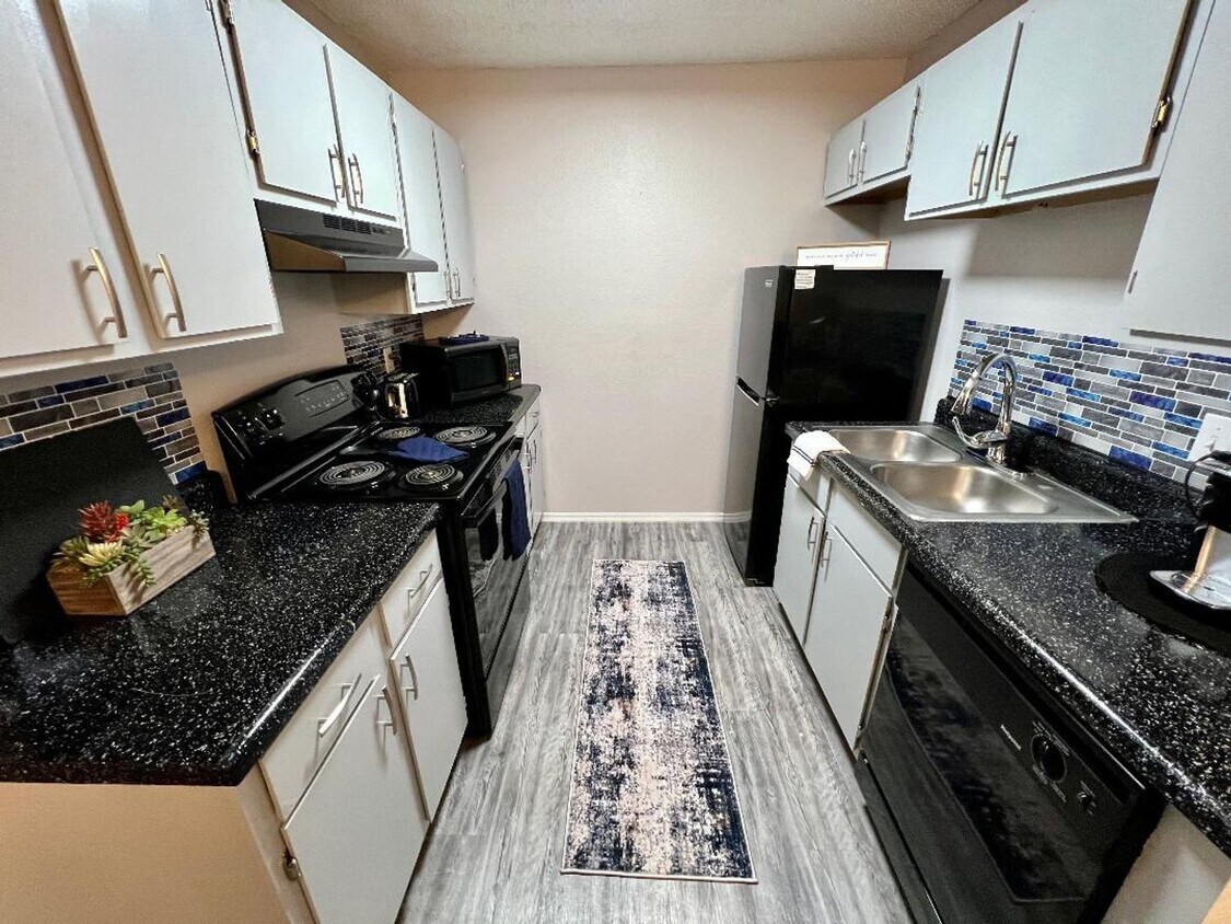 Foto principal - Beautiful 2 bed 1 bath Apartment Home