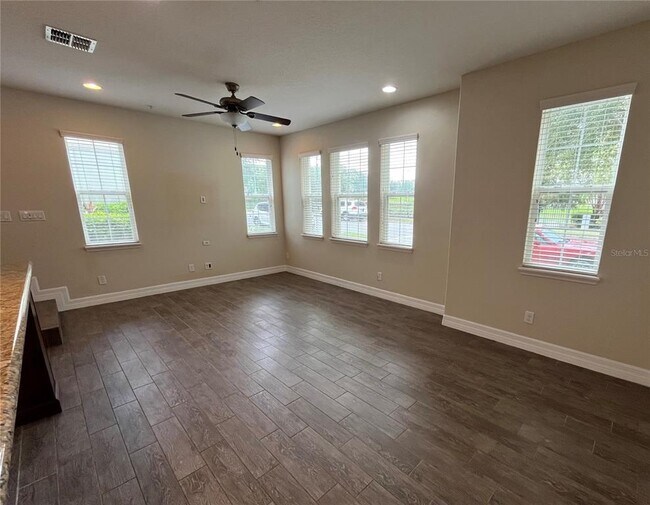 Building Photo - 465 Gee Hammock Ln