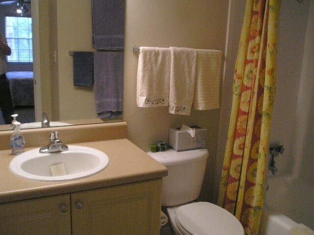 Foto del edificio - 1-Bedroom Condo in gated South Tampa commu...