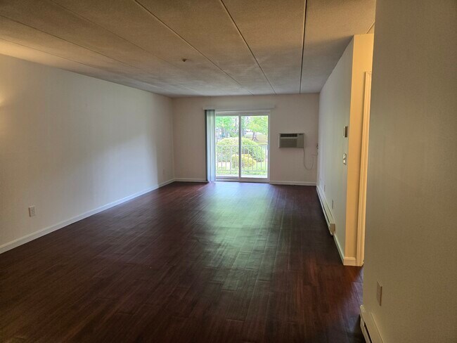 Photo - 50 Webster St Apartment