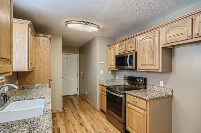 Foto del edificio - 421 S Fort Lane, Layton, UT, 84041
