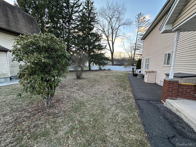 Building Photo - 3 Friend St