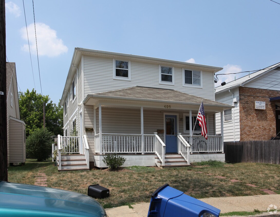 Primary Photo - 408 Chester Ave