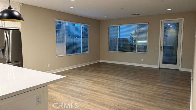 Building Photo - 165 Tenor