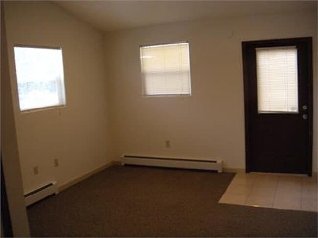 Building Photo - 3440 Myers Gulch Rd