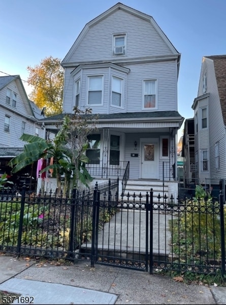 Foto principal - 712 Clifton Ave
