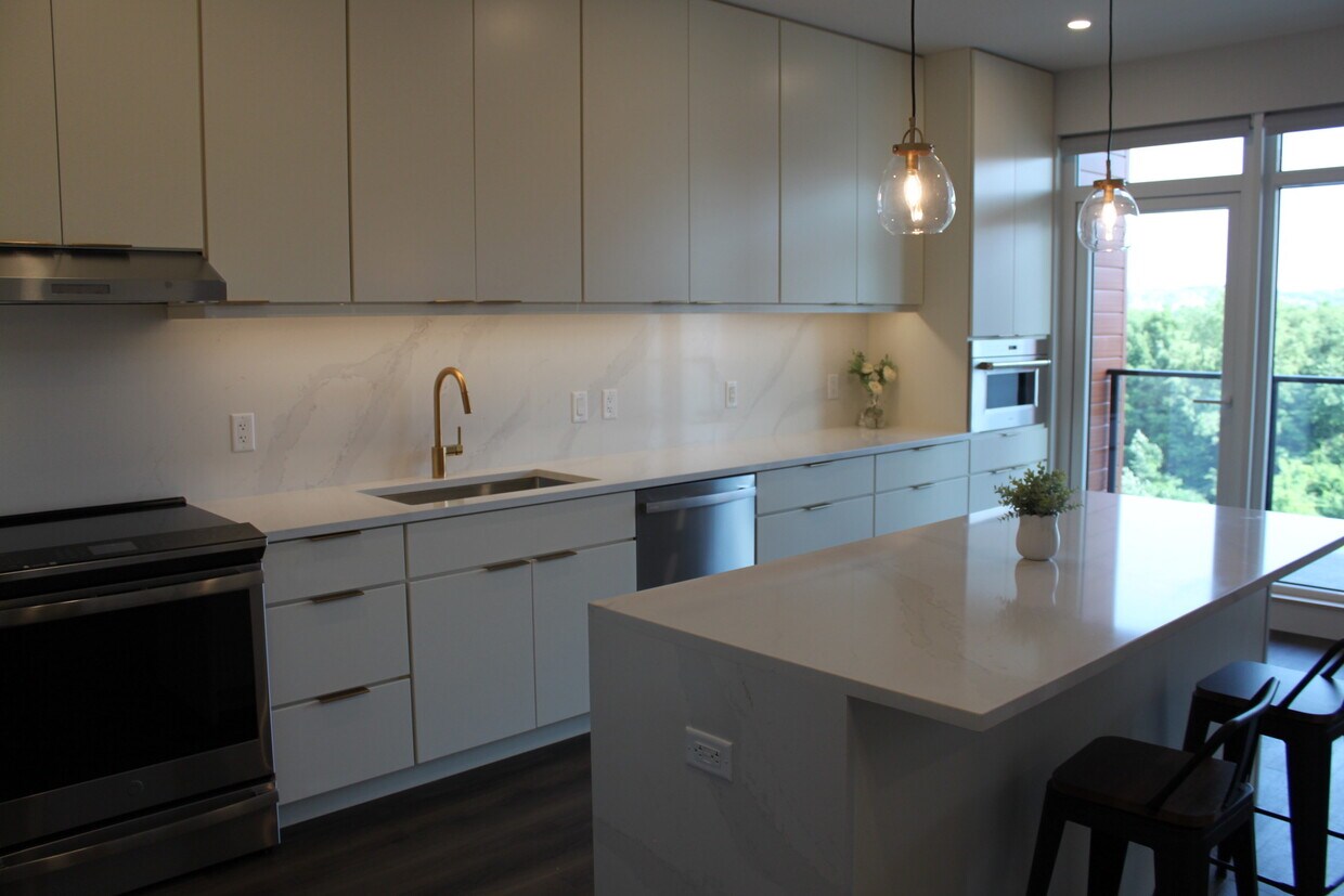 Welcome to Unit 616 at 125 Cambrian Way! - 125 Cambrian Way